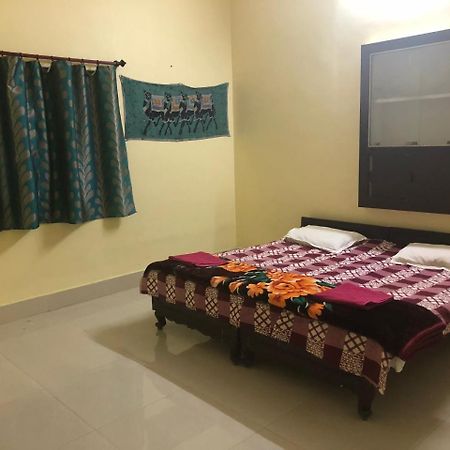 Gangotri Paying Guest House Varanasi Exterior foto
